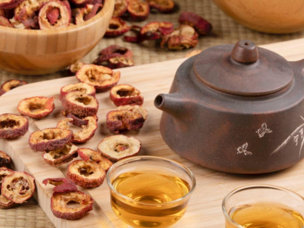 Uống trà xanh ngay sau bữa ăn